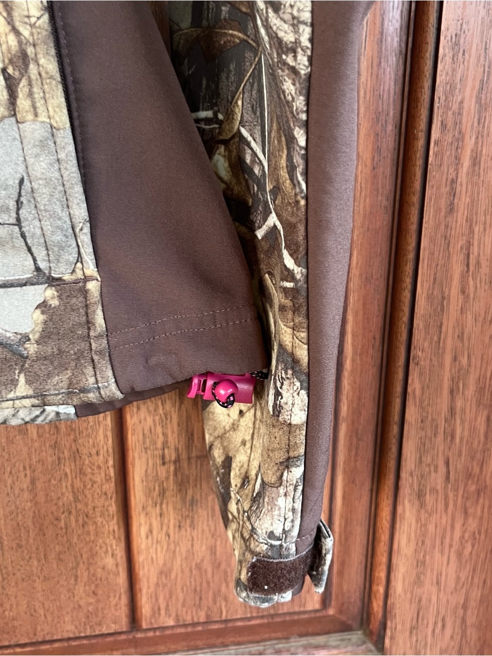 Women’s Realtree Softshell Jacket - Picture 3 of 9